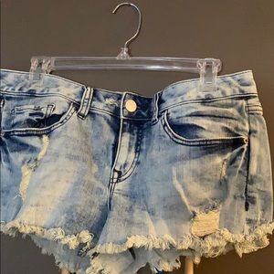 Distressed shorts